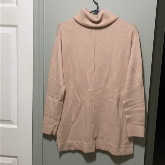 Sweater - Picture 2 of 7